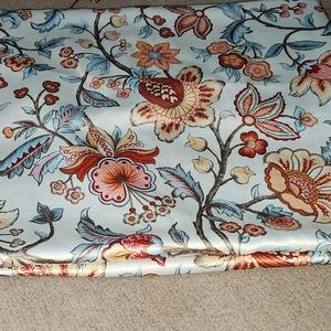 Curtain